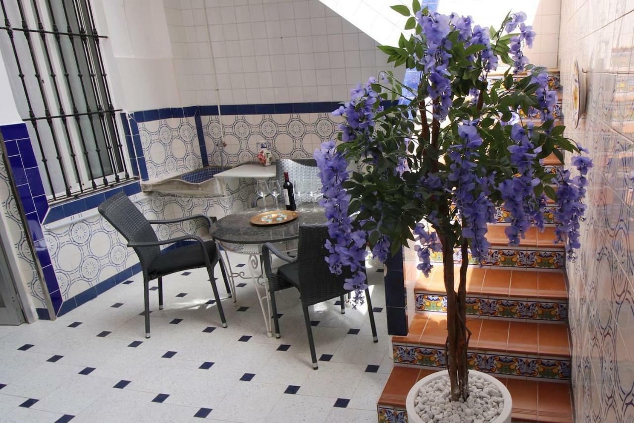 Big Apartment With Unique Patio Near Santa Barbara Castle Alicante Luaran gambar