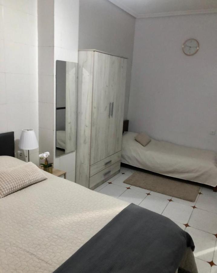 Big Apartment With Unique Patio Near Santa Barbara Castle Alicante Luaran gambar